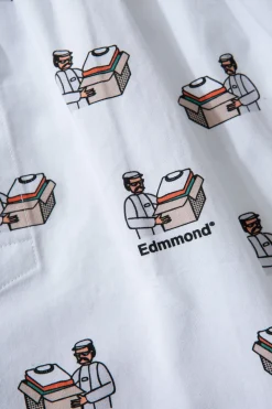 Hombre Edmmond Studios Delivery Service